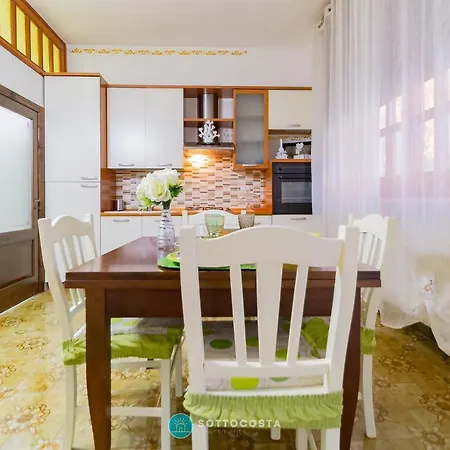 Eli House Apartmán